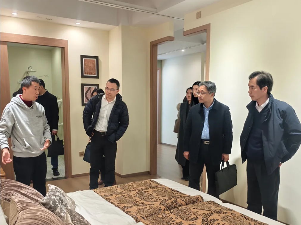 1740362956501289.jpg 3.jpg